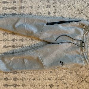 Grey Nike tech fleece pants NWOT size M